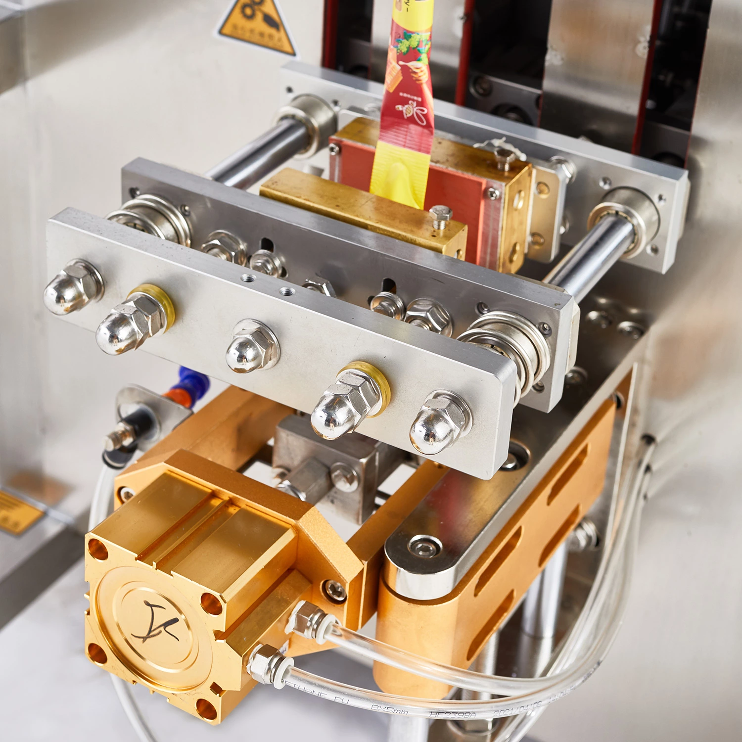 K-151AAO Reciprocating packing machine (For Liquid)