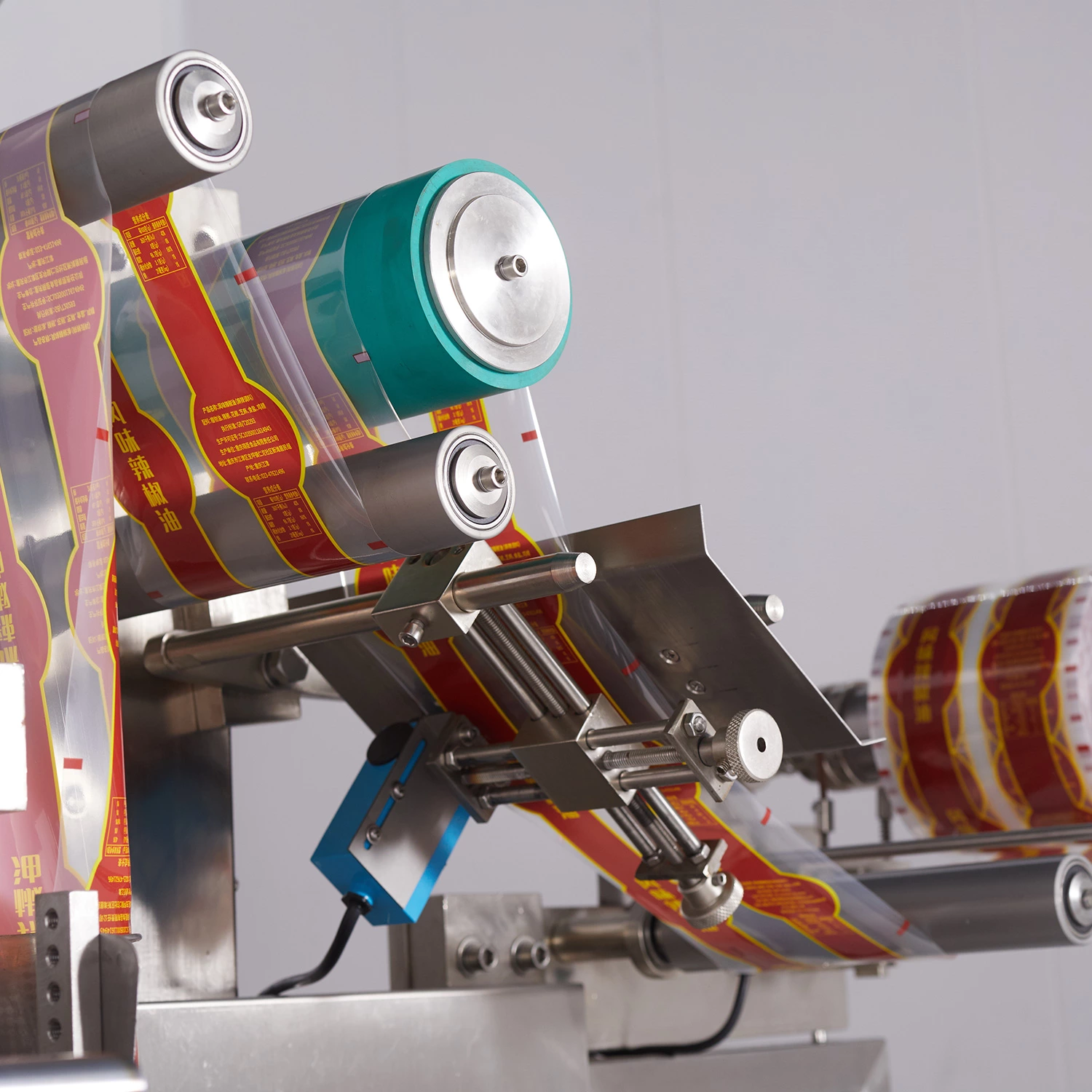 K-181BAO Continuous packing machine(For spicy oil, sauce)